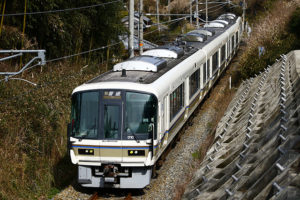 ＪＲ奈良線２２１系